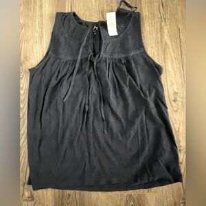 New Women’s Tie Neck Top